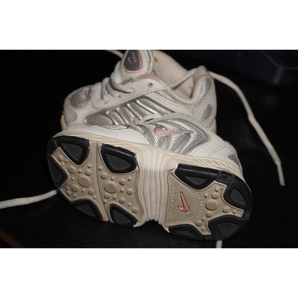 Nike Baby Girls Sneakers White Pink Silver Mesh Running Shoes Size 4C Vintage 20 - Picture 8 of 8
